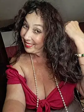 GypsyEsmeralda webcam
