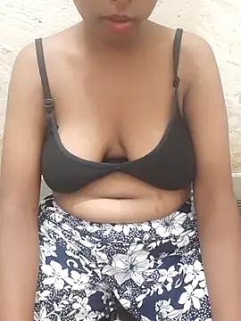 Your_Alinaa webcam