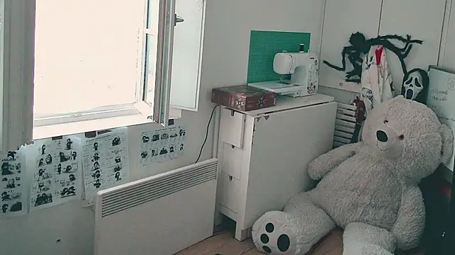 CeriseLapine webcam