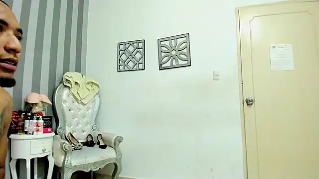 CaroyAndy webcam