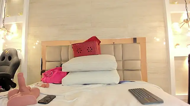 chloe_murray webcam