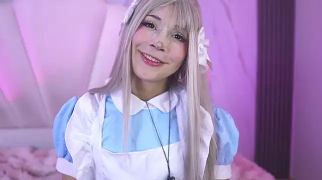 AliiceWonderland_ webcam