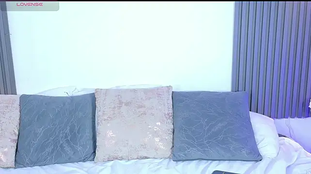 AnahTaylor webcam