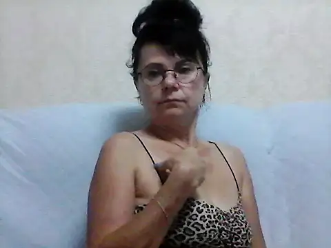 PrettyAngel7234 webcam