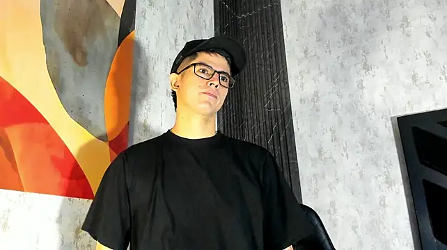 Ostin_Colt webcam