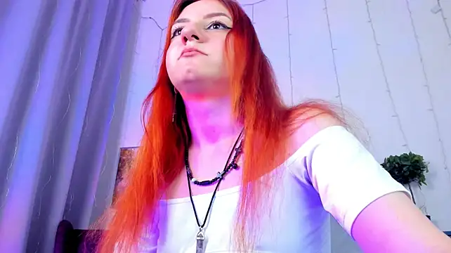 AbellaAura webcam