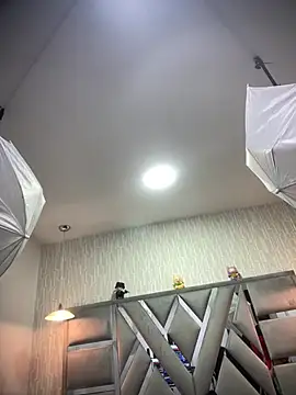 ArianaThomson webcam