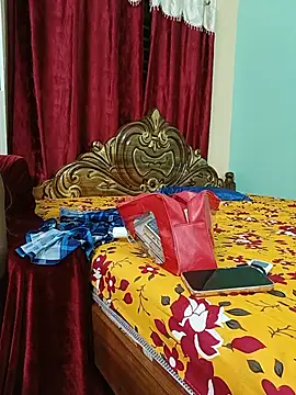 BongQueen9 webcam
