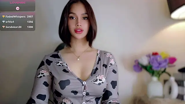 Anna_HollyDoll webcam