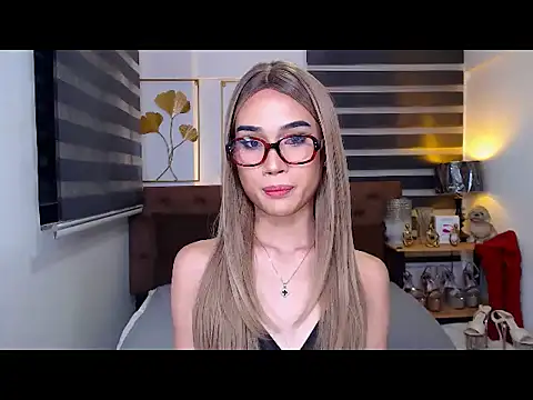 JuicyCockThea webcam
