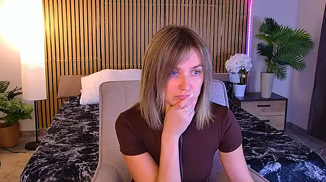 EmeraldGlow webcam