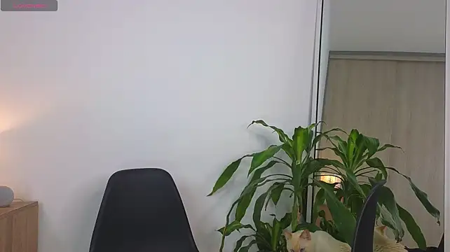 bella__adams webcam