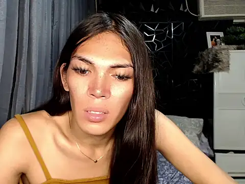 GORGEOUS_CARMEE webcam