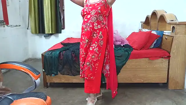 cute_mahi22 (F milf) - full nude dance