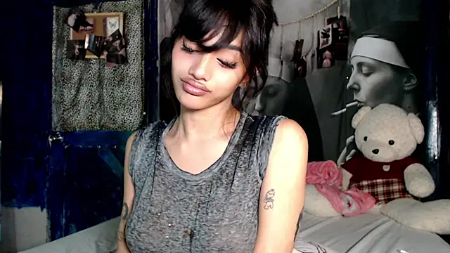 itsmekarinaaa webcam