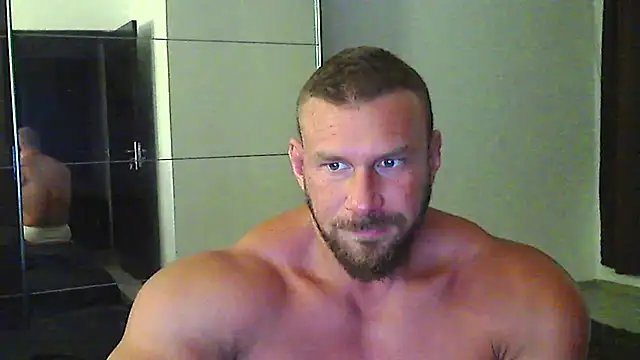 muscularkevin webcam