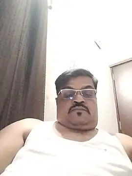 Desi_Gujju_Boy webcam