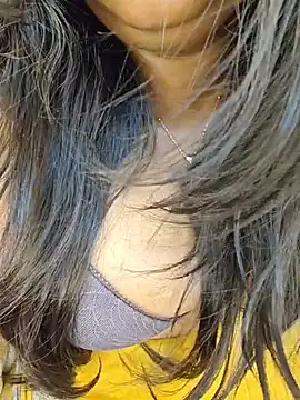 Curvy_Pooja webcam