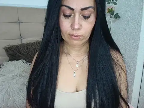 Tania_mature webcam