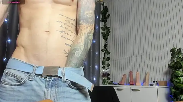 James2Inked webcam