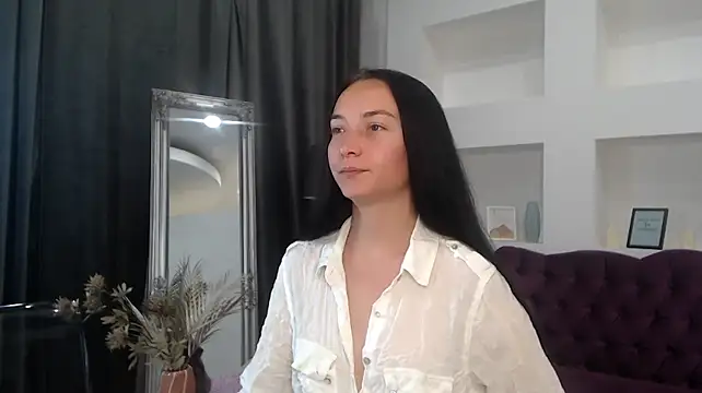 Yr_Shy_Bae webcam