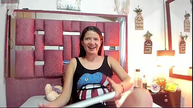 sofy_bonnet1 webcam