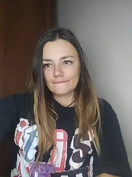 KrissSexi 🔊 free naked chat