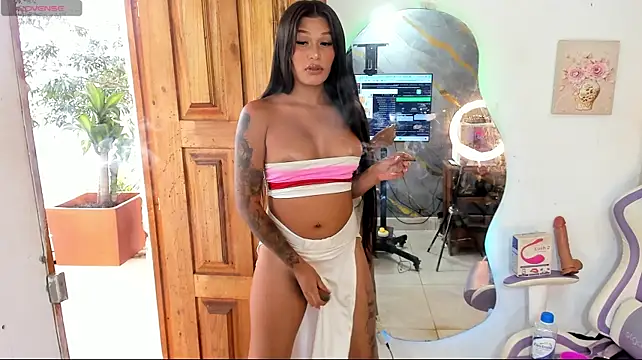 sofia_gold_