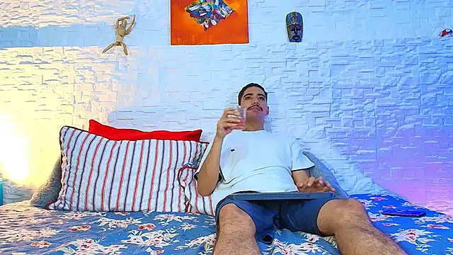 Eliassalvatore_ webcam