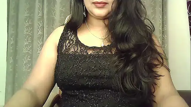Spandana_Sweety live cam on StripChat