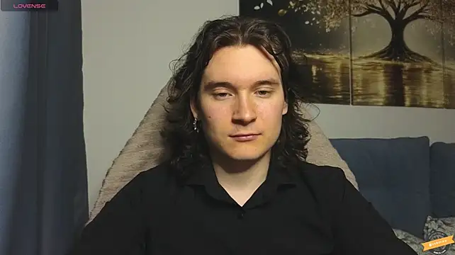 MoreRealAlex live cam on StripChat