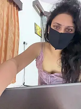 kavyq3791 live cam on StripChat
