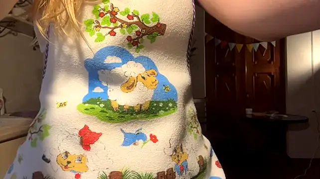 TarenOgilvie Momentaufnahme des Live-Raums auf Stripchat