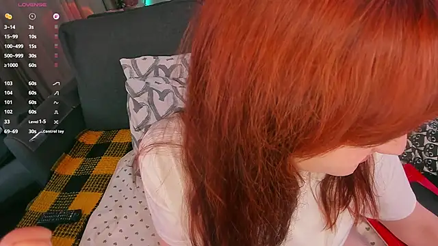 Alice_CutePerv live cam on StripChat
