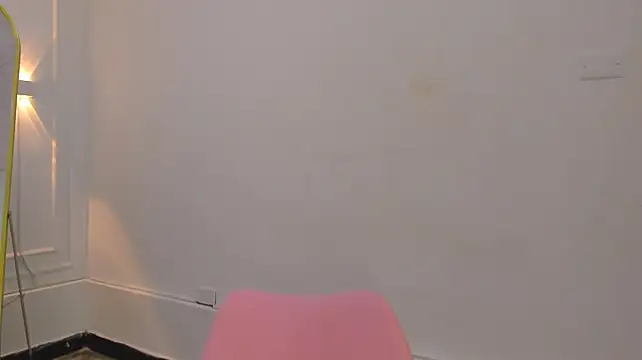 charlotte_dante212 webcam