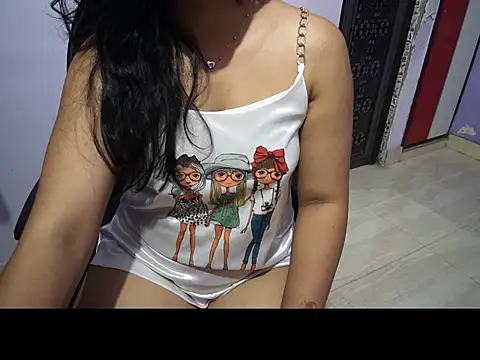 BabyNaina webcam