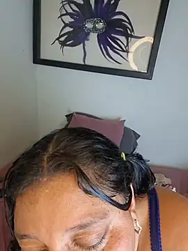 BBW_LATIN_BIGASSS webcam