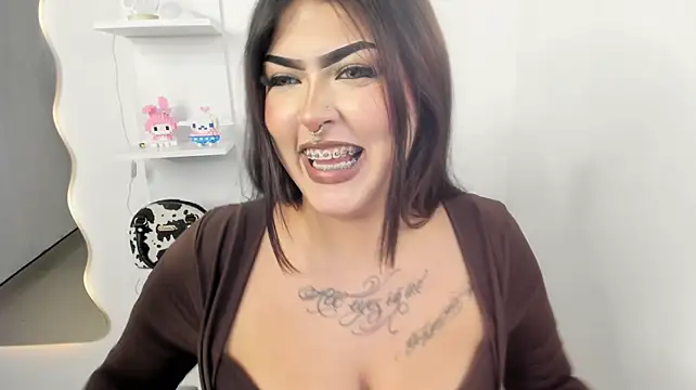hollycute__ webcam