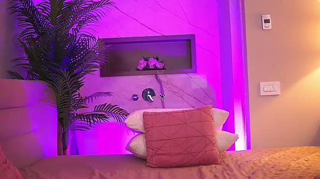 BiancaCain webcam