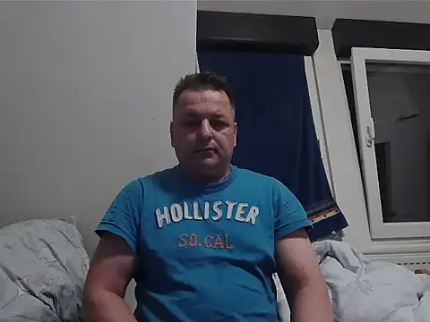 boy0230M webcam