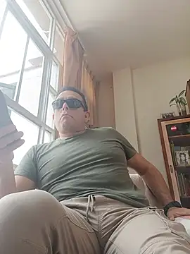 chicoguapo8 webcam