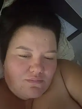 SunnyLeila2101 webcam