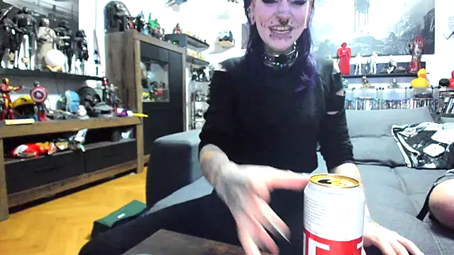 Purple_Coffin666 webcam