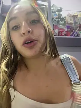 _luisaa_sweet webcam