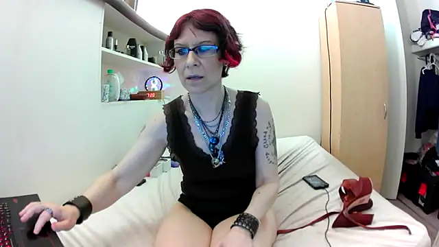 Empress_Lilith webcam
