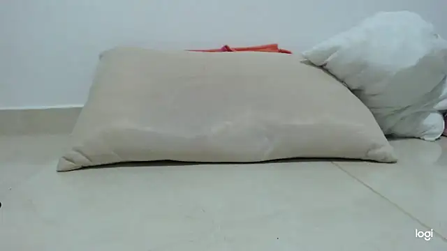 staylor29 🍍 live online chat
