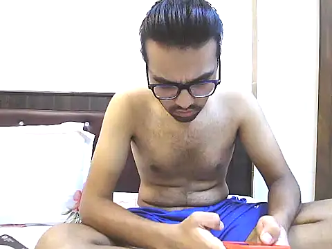 BoyzaraHatke webcam