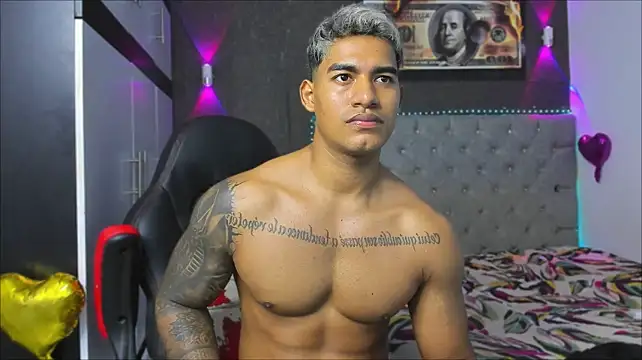 luigi_hot_ webcam