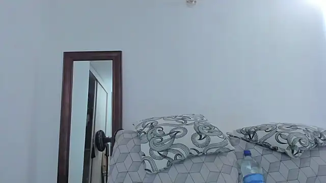 KingLevi01 live cam on StripChat