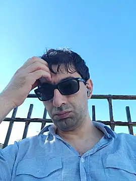 Homme-Poilu webcam